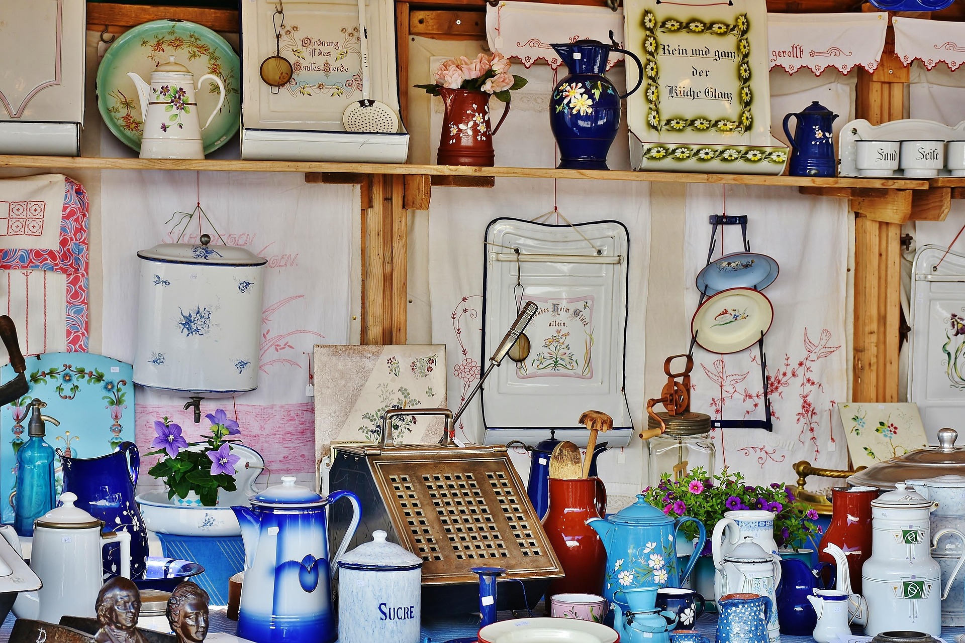 Journée Vente objets Art de la table de seconde main